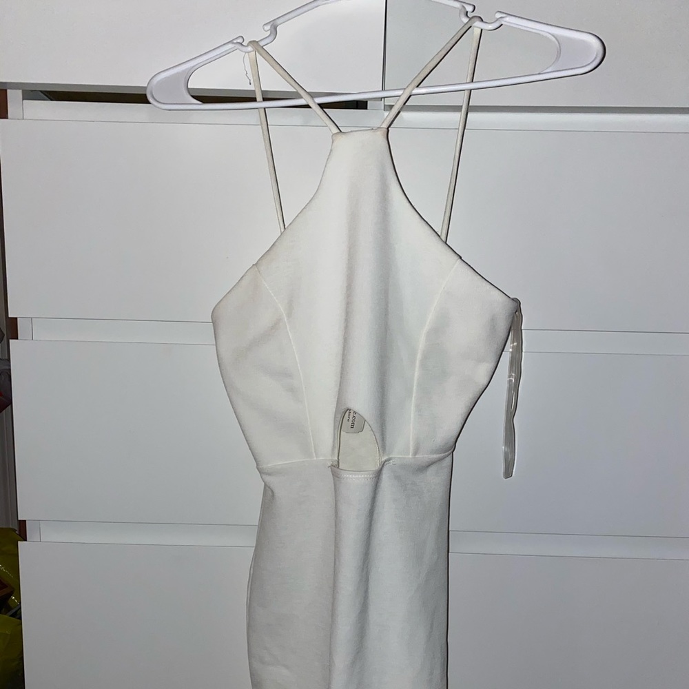 White dress (Windsor)